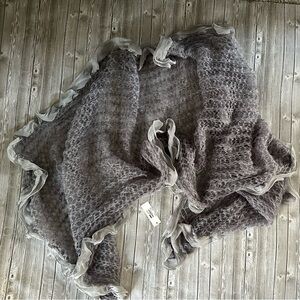 Gray Textured Scarf NWT